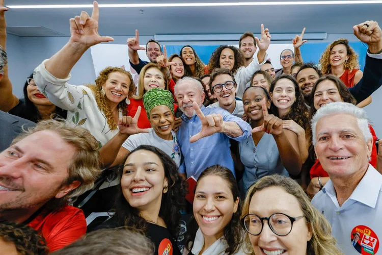 Pres lula encerramento da plenc3a1ria com parlamentares ricardostuckert